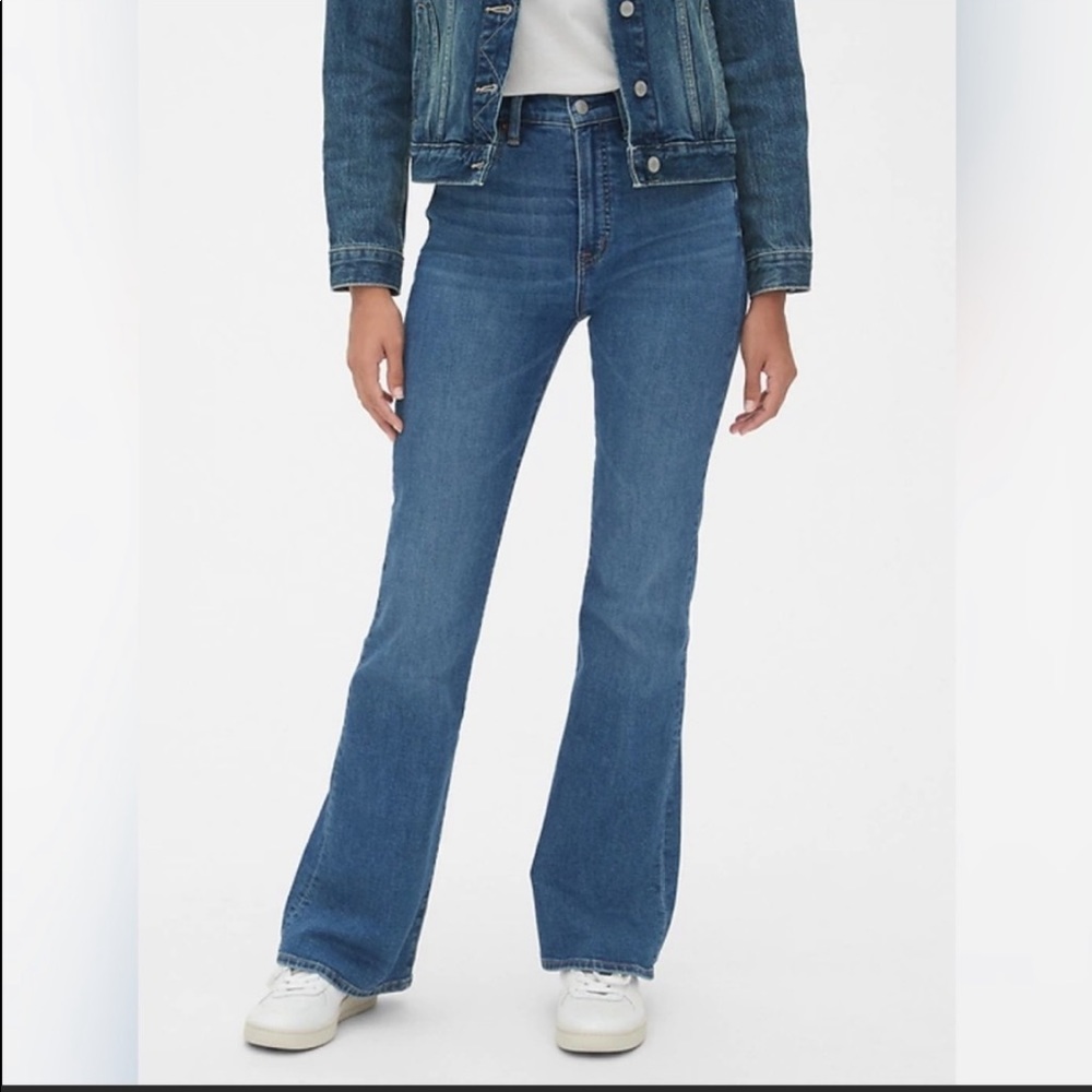 Gap Vintage Style High Rise Flare Stretch Jeans 1970s size 6 / 28 Petite
